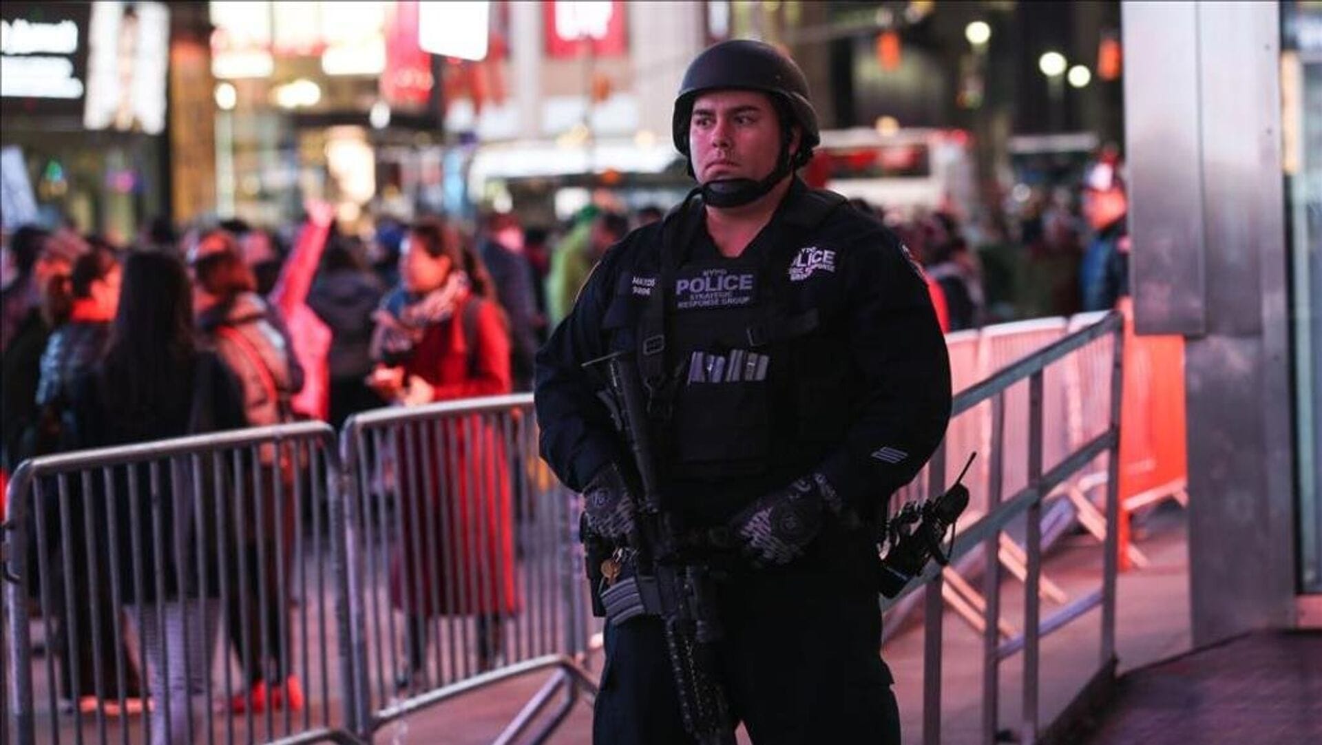 New York’ta Korku Yayildi: Times Meydanı’nda Silah Sesleri