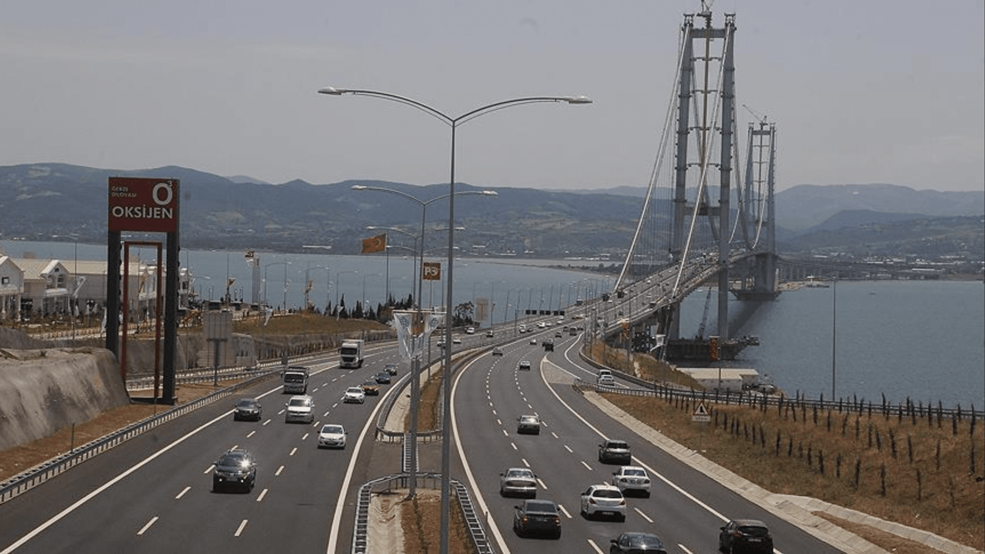 Otoyol ve Köprü Geçiş Ücretlerinde Zam Gerçekleşti