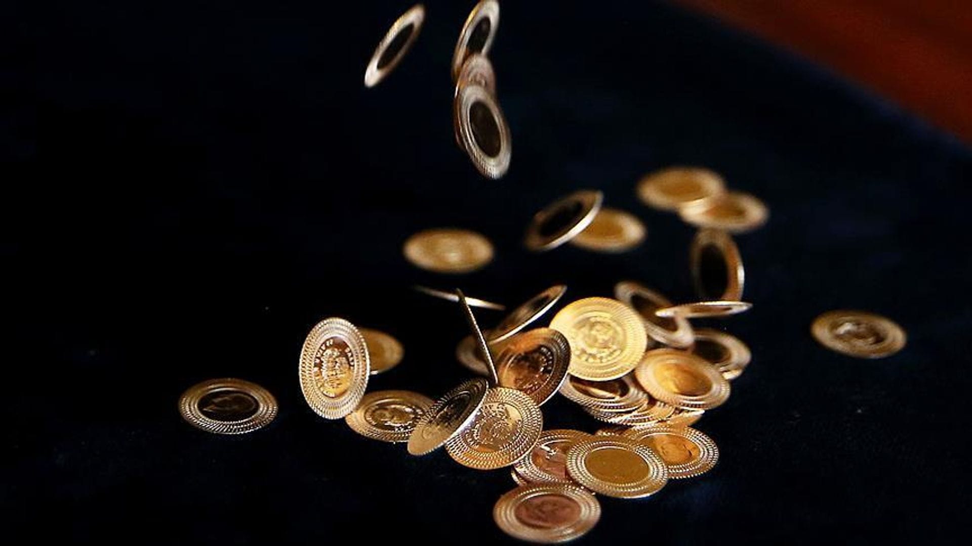 Yaşlı Emekliyi Dolandıran Şebeke Çökertildi: 5 Şüpheli Gözaltına Alındı