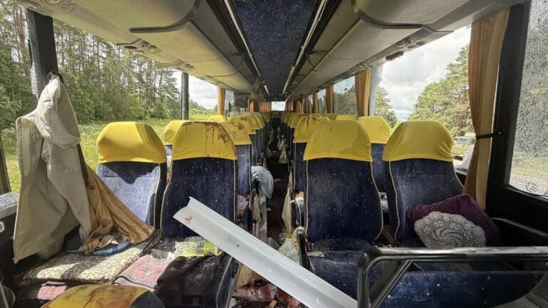 Ukrainian Soldiers Identified in Attack on Bus Carrying Children in Bryansk