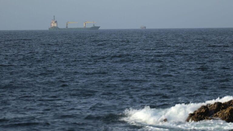 Minister Uraloğlu Announces Turkish Ships Passing Through Strait of Hormuz