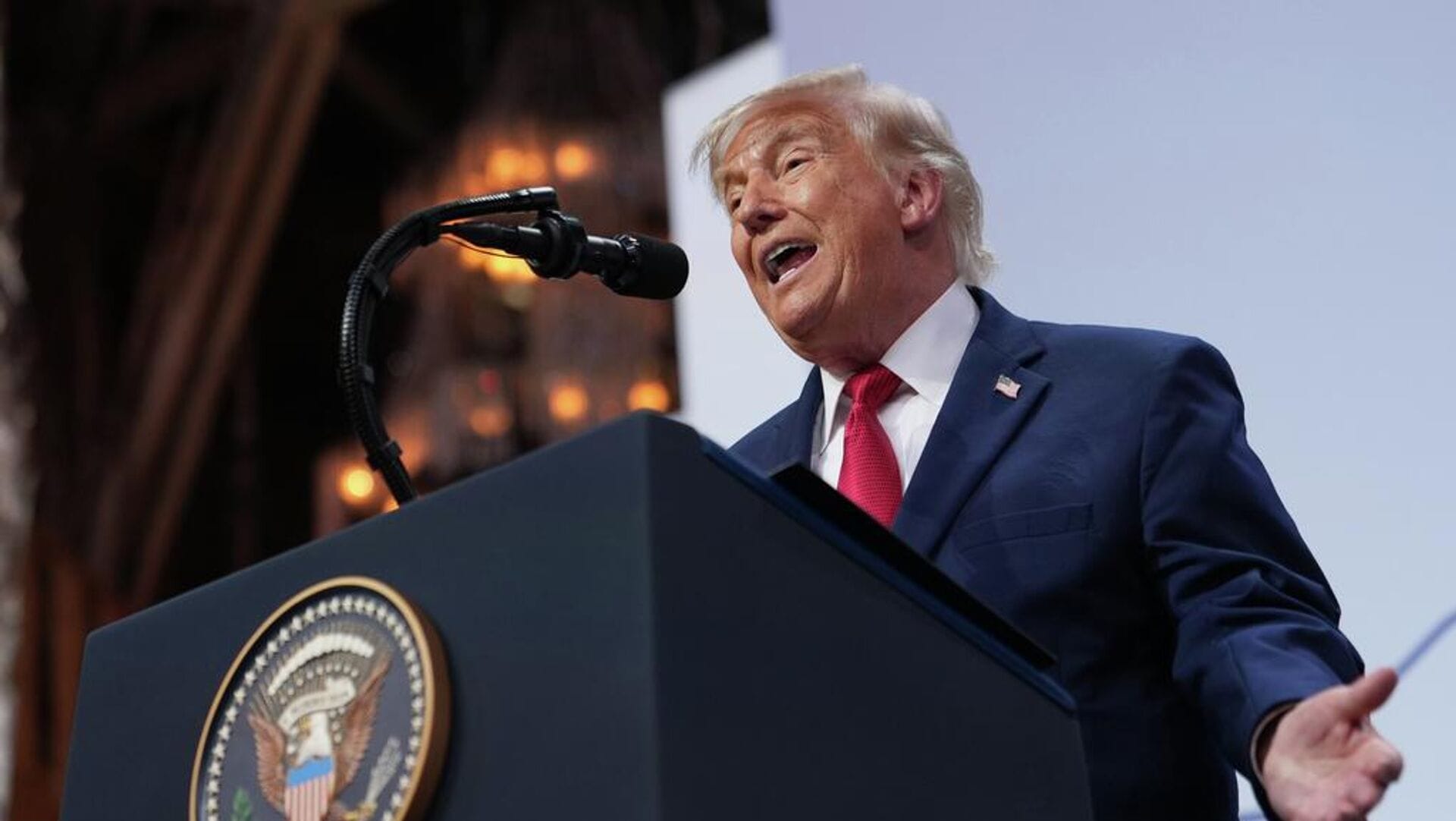 Trump’tan İran’a Uyarı: Anlaşmaya Uymazsanız Gerekeni Yaparım