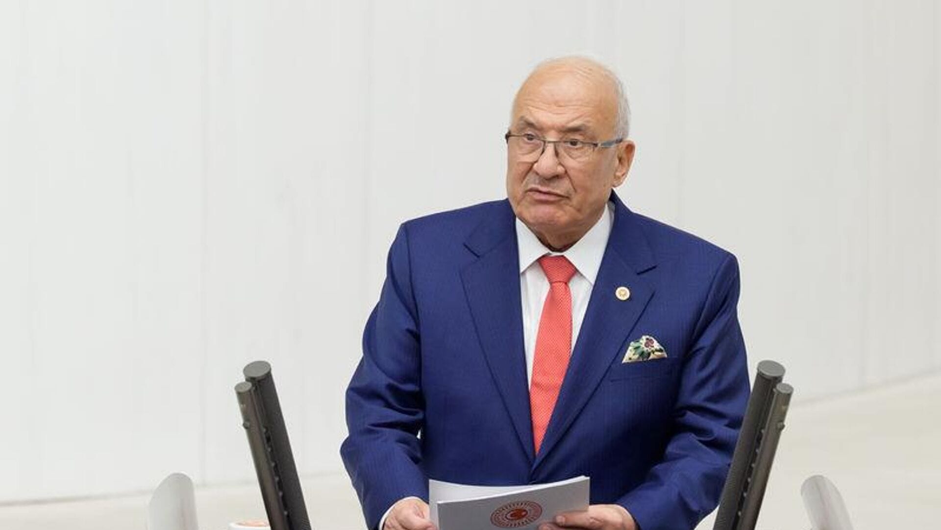 İyi Parti Vekili Burhanettin Kocamaz Dolandırıcıların Tuzağına Düştü: 10 Kilo Altın ve Yüksek Miktarda Para Kaybedildi