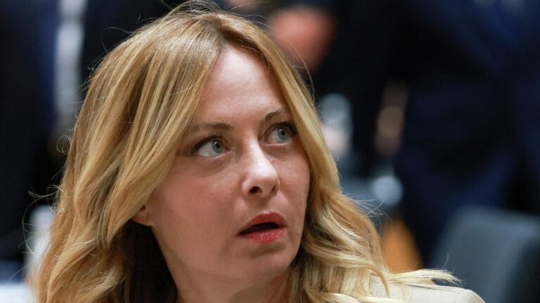Meloni, Trump’ın İddialarını Yalanladı: ‘Ben ve İtalya Asla Yalvarmayız’