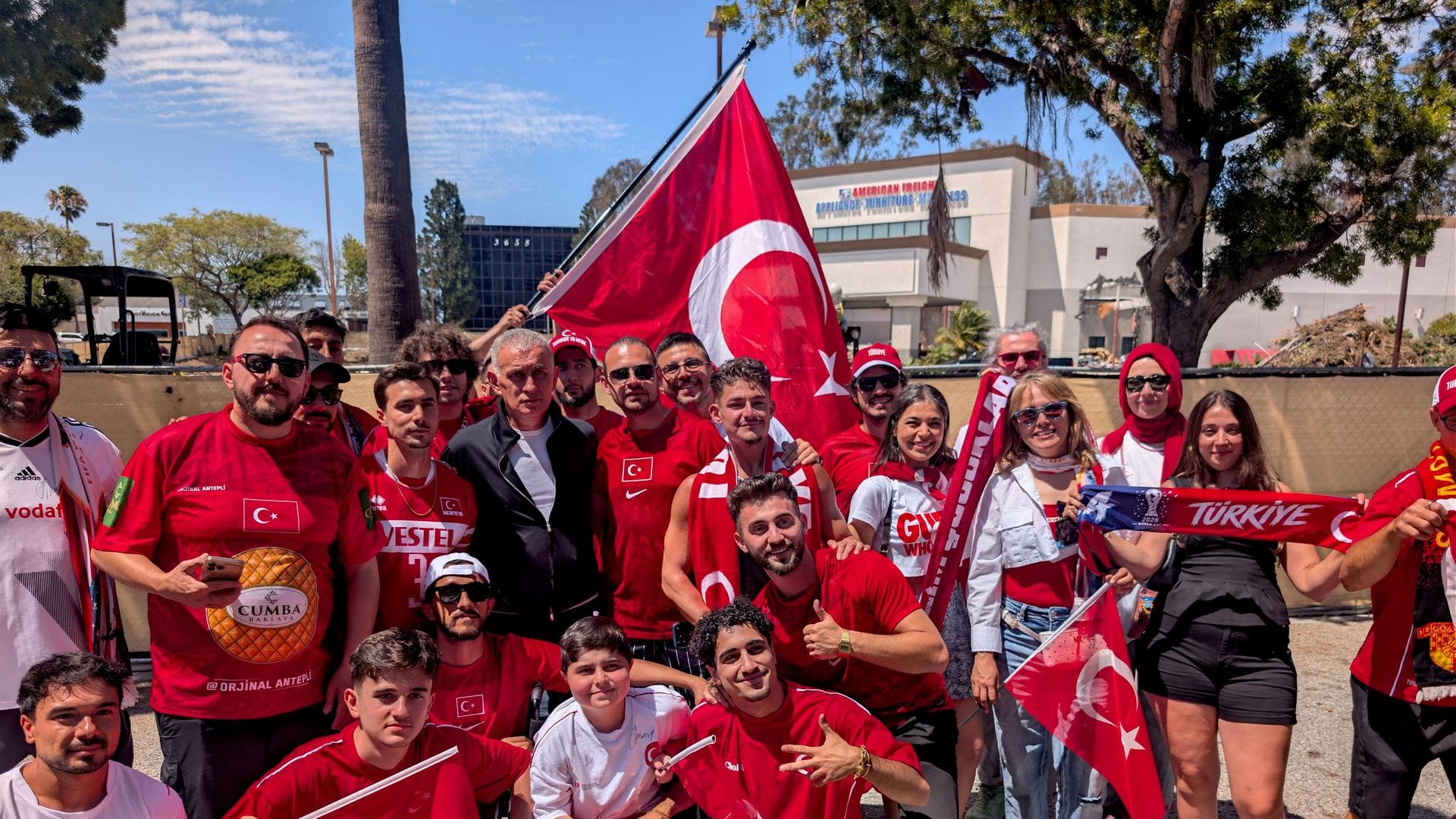 TFF Başkanı İbrahim Hacıosmanoğlu’ndan TARAFTARLARA Özür