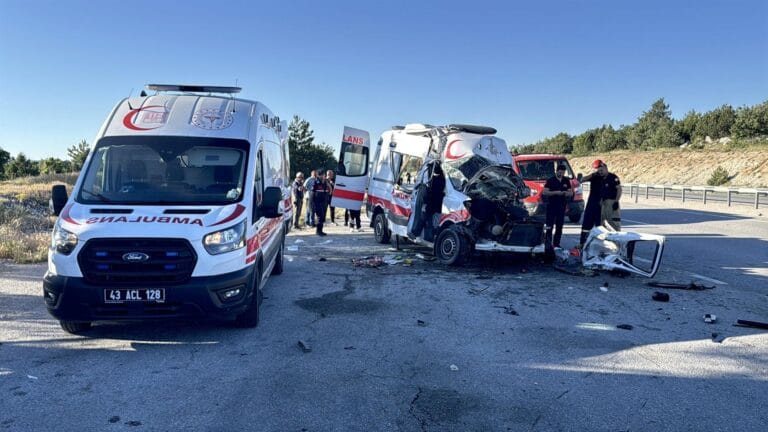 Kütahya’da Ambulans Kazası: Hasta Hayatını Kaybetti