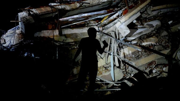Son 24 Saatte Dört Büyük Deprem: Venezuela, Japonya ve ABD’de Sarsıntılar