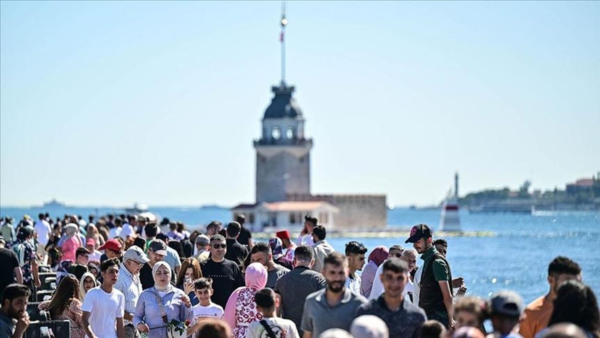 İstanbul’da Sıcak Hava Dalgası Etkisini Artırıyor