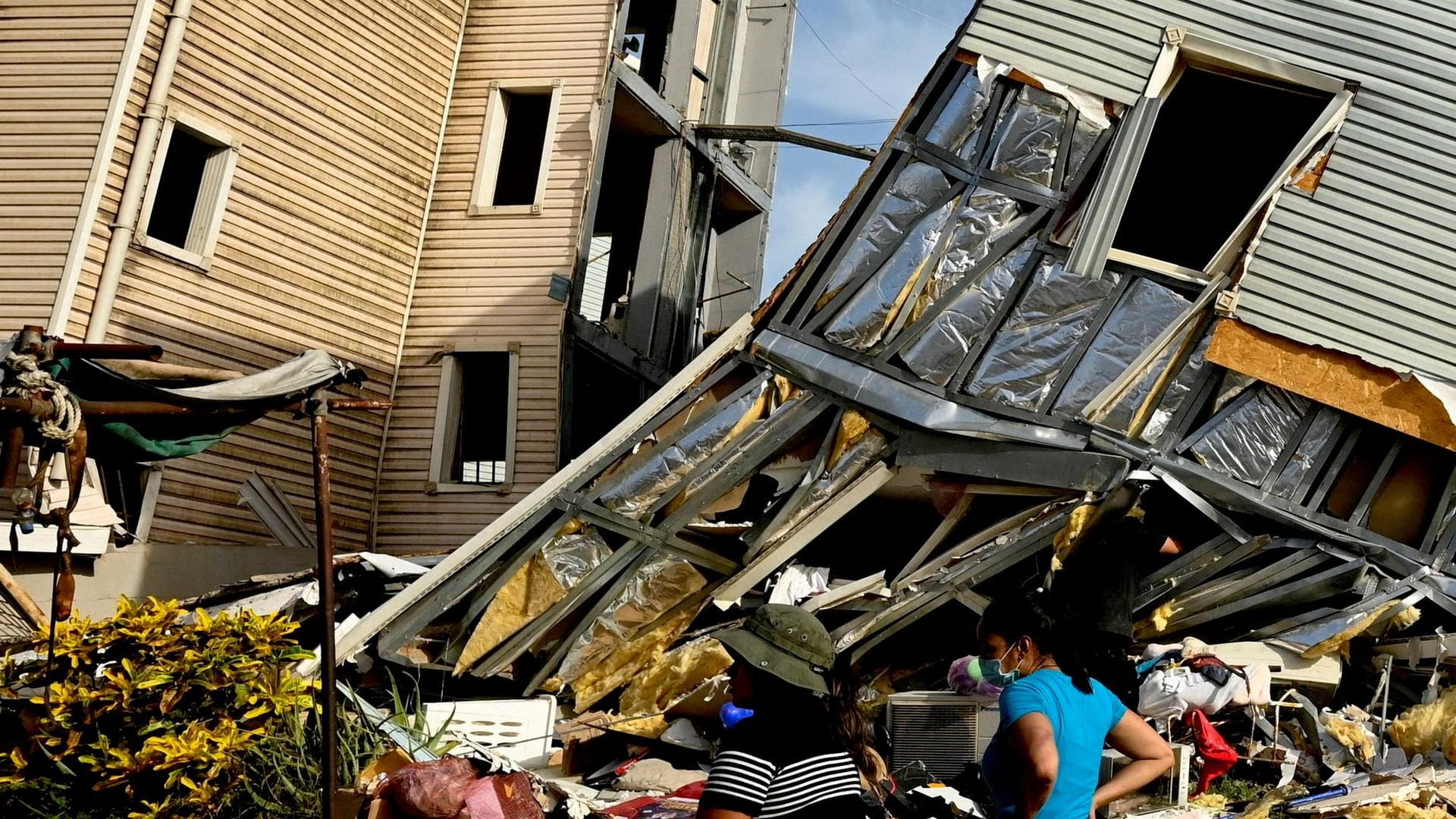Venezuela Earthquakes Aftermath: High Death Toll and Homelessness Venezuela Earthquakes Aftermath: High Death Toll and Homelessness