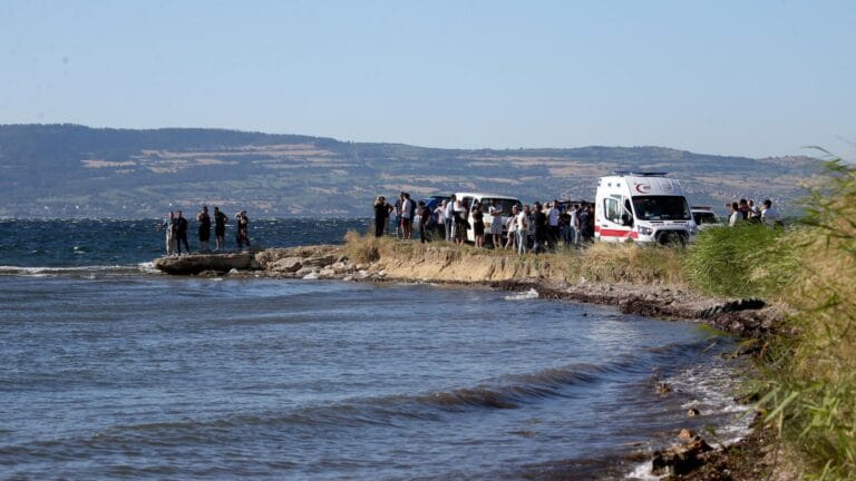 Çanakkale’de Denizde Kaybolan 14 Yaşındaki Kız Çocuğu Ölü Bulundu