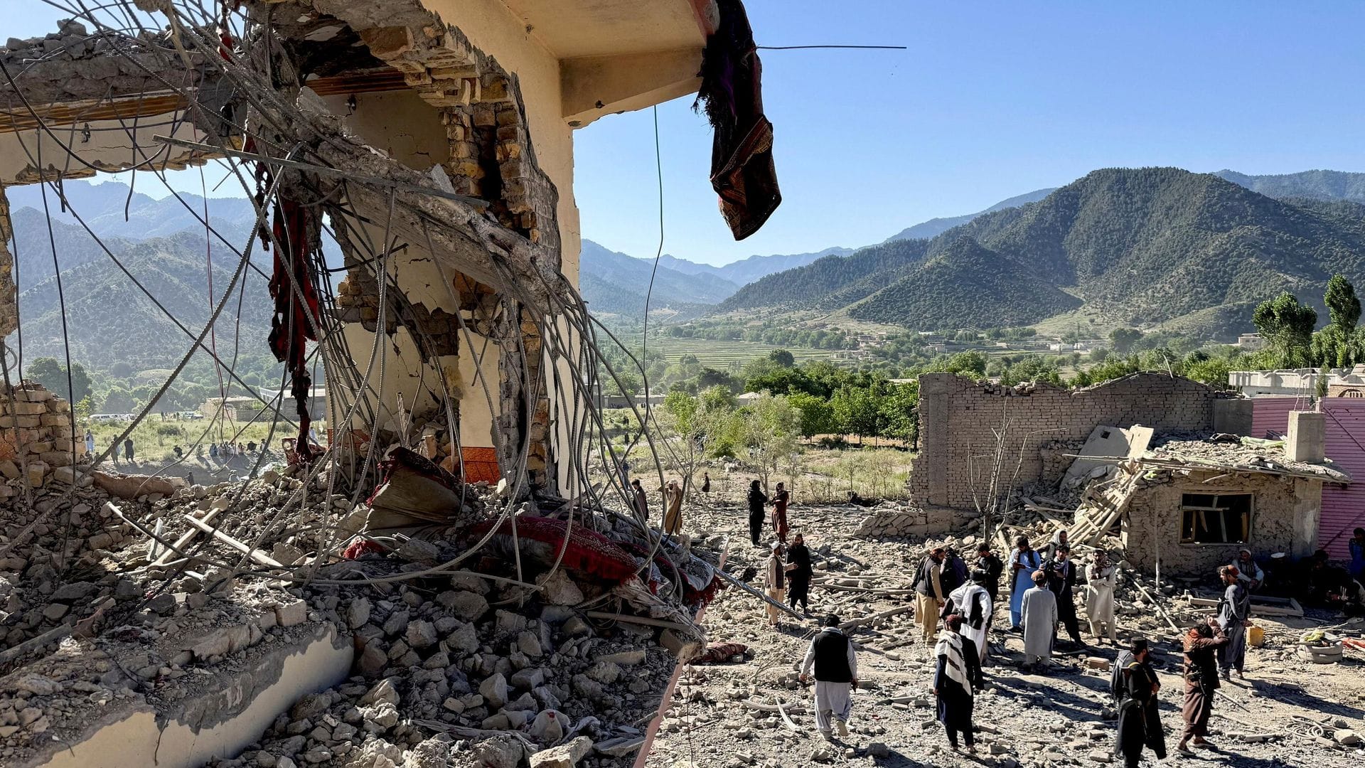 Afganistan, Pakistan’ın Sınır Operasyonlarını Kınadı