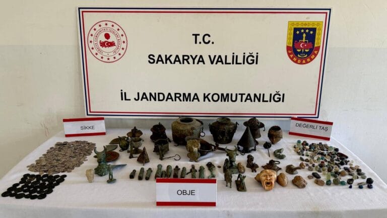Gendarmerie's Operation Against Smuggling of Historical Artifacts: Hundreds of Artifacts Seized