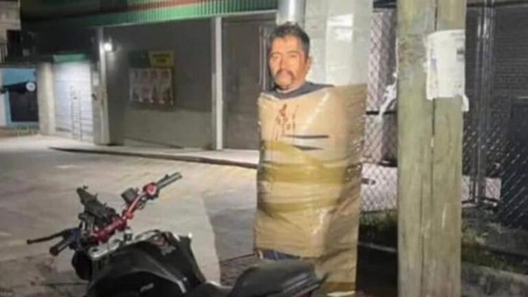 Mysterious 'Batman' in Mexico: Vigilante Ties Alleged Thieves to Electricity Poles