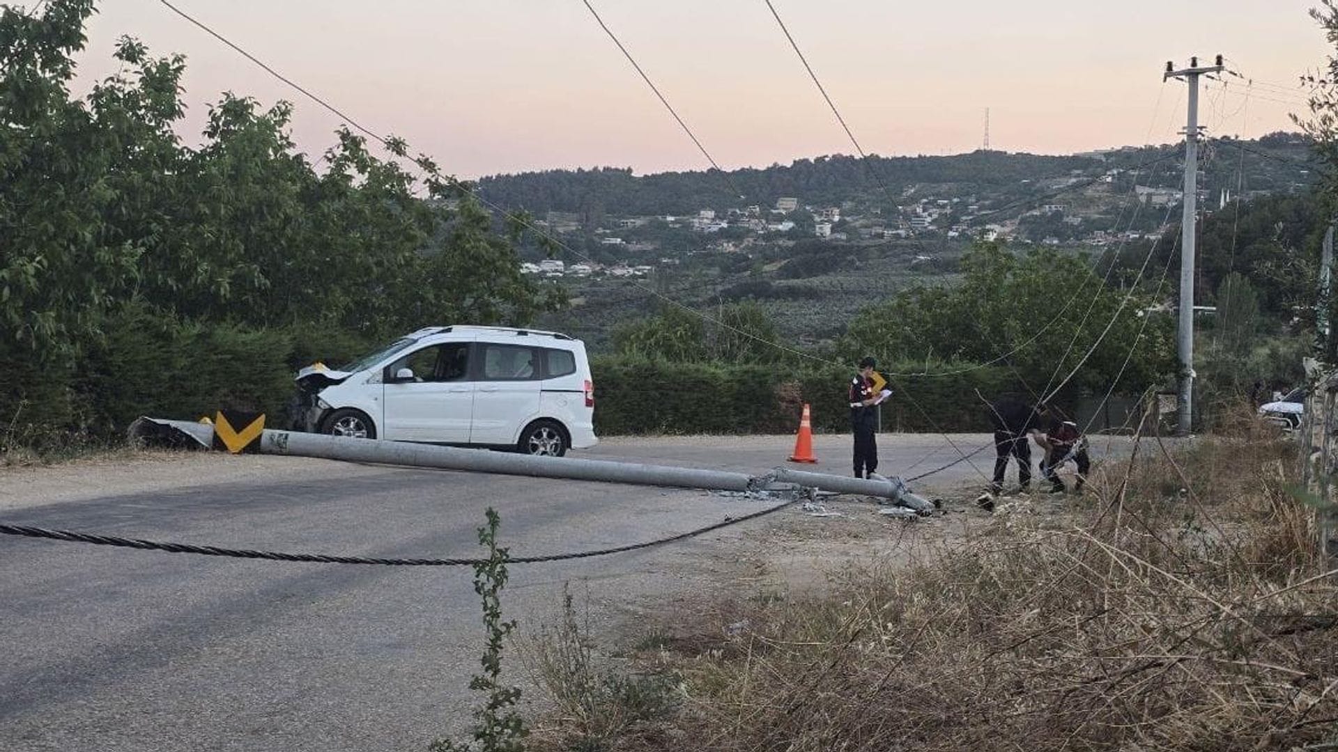 Trajedi: Yardım etmek için koşan genç, elektrik akımına kapılarak can verdi