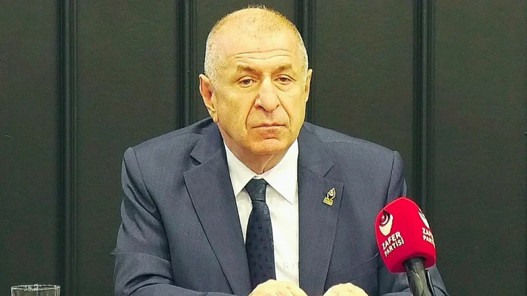 Ümit Özdağ’dan Kayseri’de Çok Sert Çıkış: “Yargı Süreci Devam Eden İmamoğlu’na Yasak, Öcalan’a Serbest!”