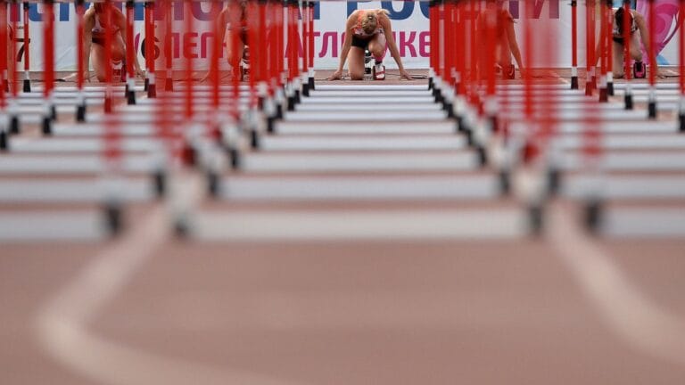 Rus Siyaset Bilimci World Athletics’in Kararını Değerlendirdi: Siyasi, Rusofobik ve Çifte Standartlı