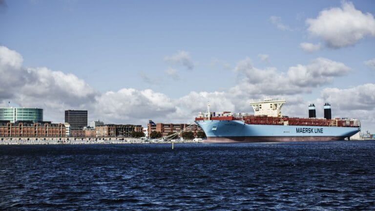 Maersk Suspends Operations at Ukraine's Chornomorsk Port Due to Increased Russian Attacks