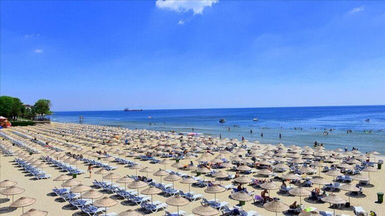 Warning to Vacationers: 'Flesh-Eating Bacteria' Alert on European Beaches