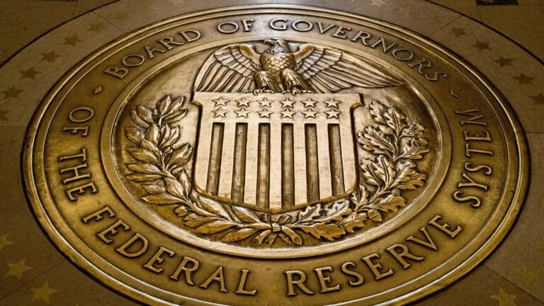 Fed Keeps Interest Rates Steady