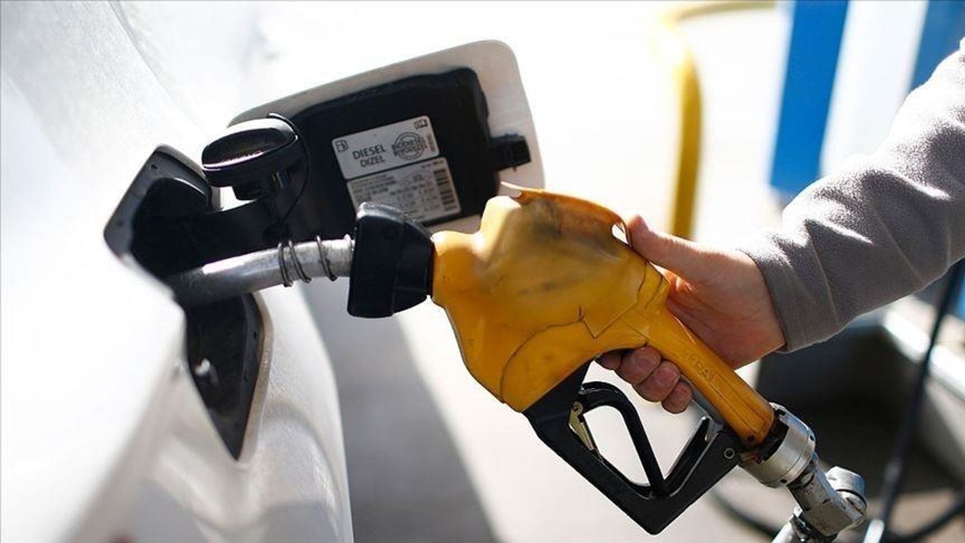 Akaryakıt Fiyatlarına Zam Geliyor: Motorine Ne Kadar Zam Olacak?