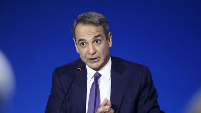 Yunanistan Başbakanı Miçotakis: Ege Denizi’nde kimseden izin istemiyoruz