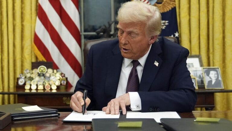 Trump’tan Suudi Arabistan’a Nükleer Anlaşma Onayı: 30 Yıl, Onlarca Milyar Dolar
