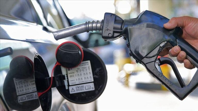Motorine Zam Geldi: Litre Fiyatı 80 Liraya Yaklaştı