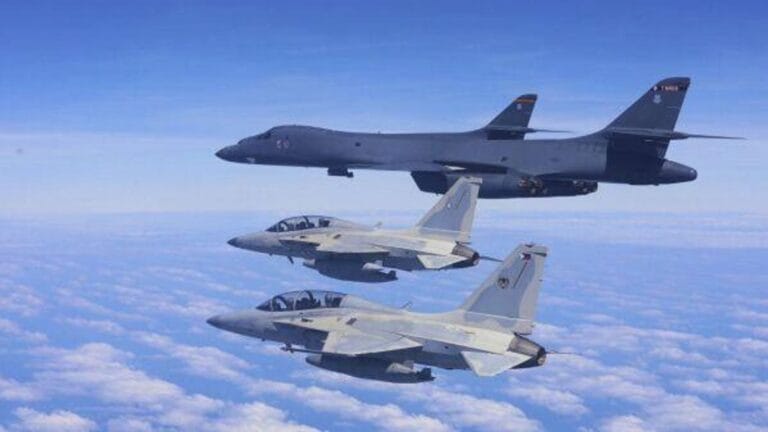ABD-İsrail Arasındaki Tanker Uçağı Krizi: Pentagon Alternatif Üsleri Reddetti