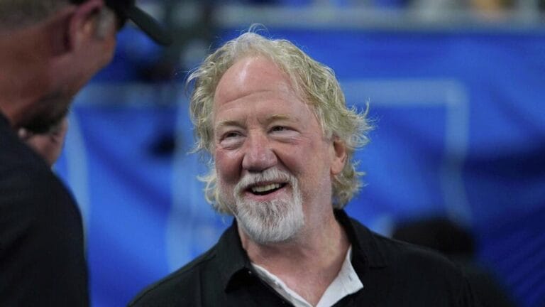 Çocuklara Yönelik Cinsel İstismar İddialarıyla Karşı Karşıya Kalan Aktör Timothy Busfield: ‘Kariyerim Sona Erdi’