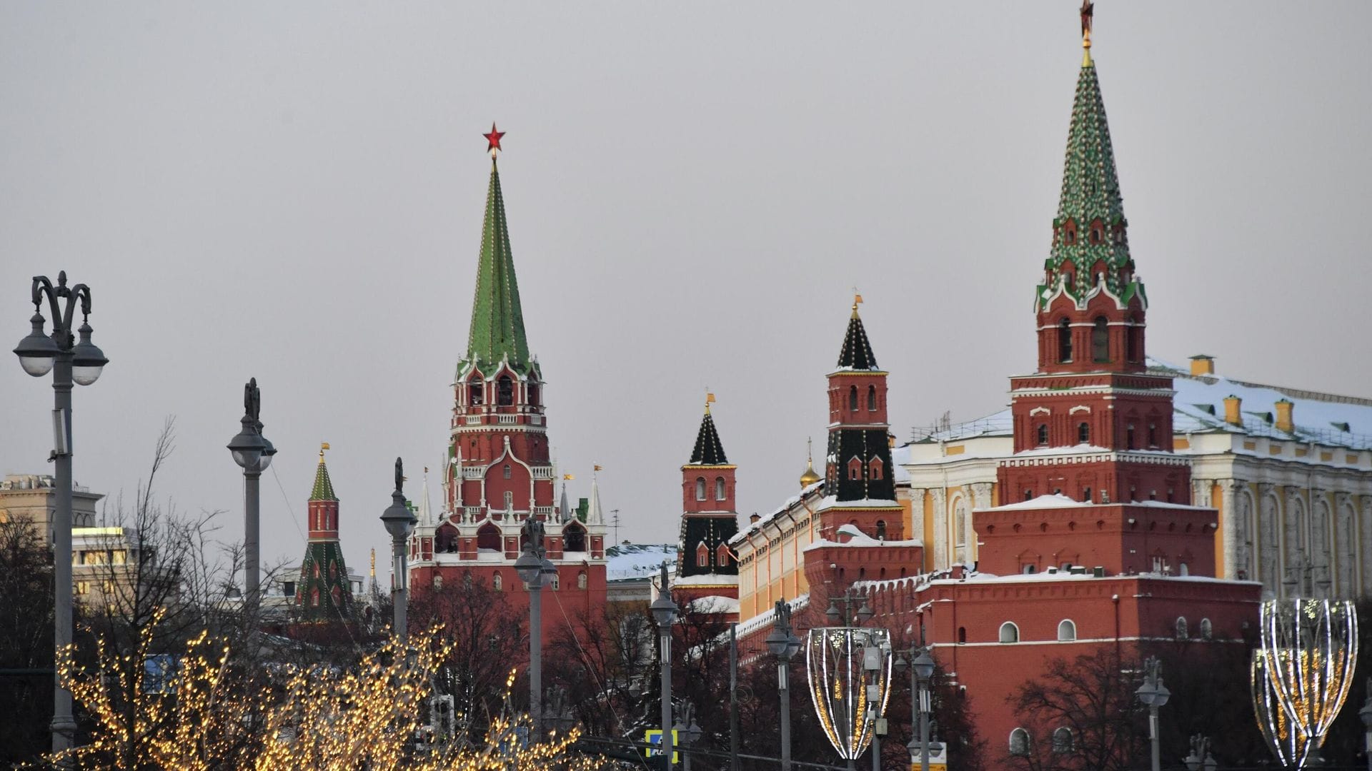 Kremlin Criticizes Volunteer Coalition as 'War Instigators'