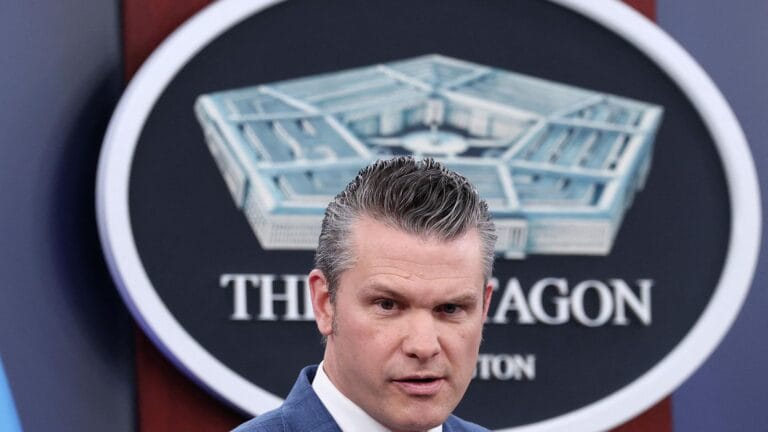 US Media Criticizes Pentagon for Withholding Information on Iran War