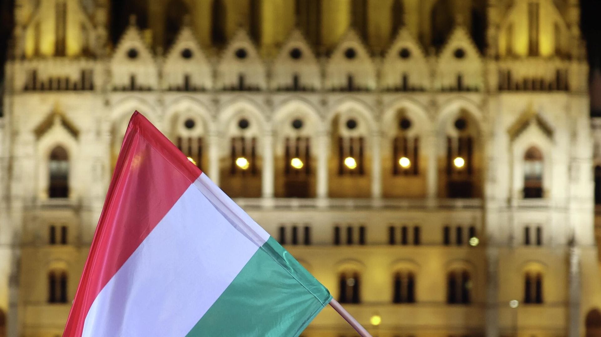 Macaristan Dışişleri Bakanı: Rusya ile Pragmatik İlişkiler Kurmak İstiyoruz