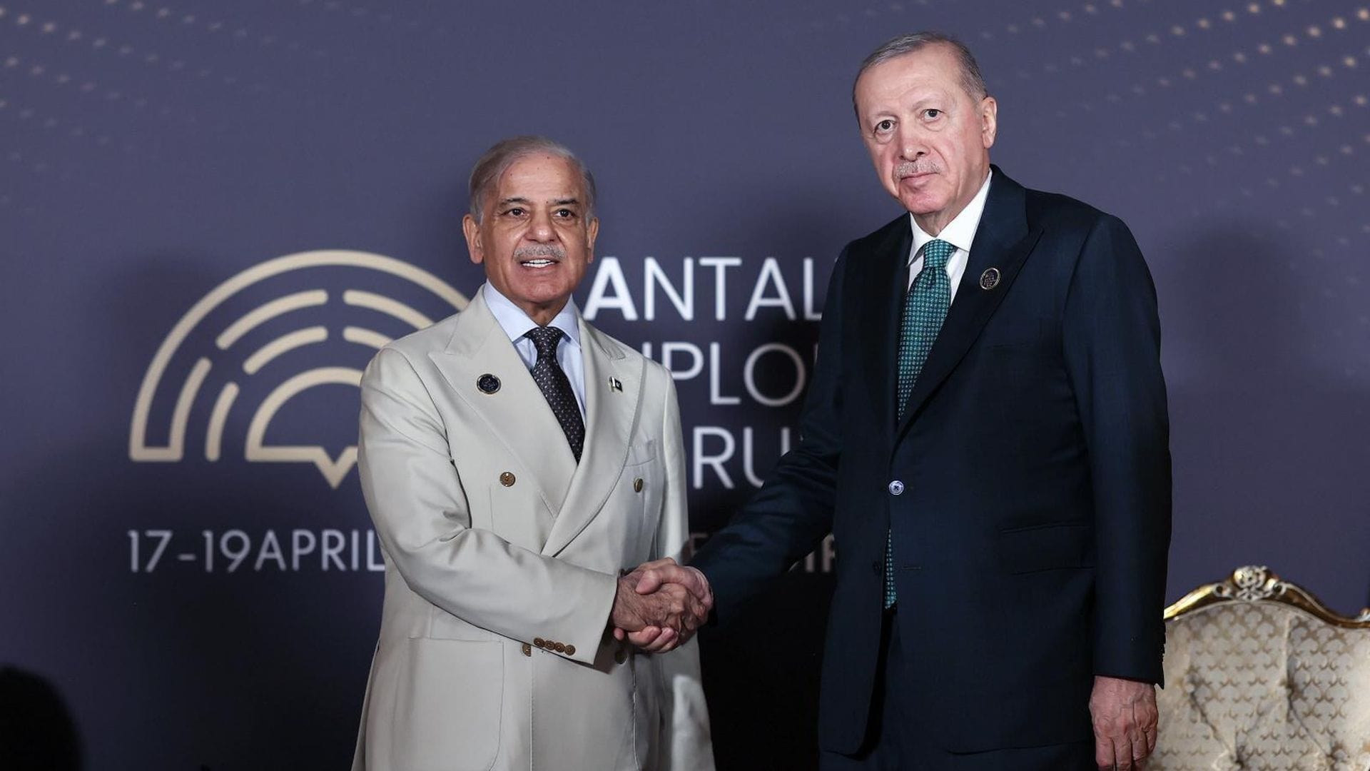 Pakistani Prime Minister Shehbaz Sharif to Visit Turkey