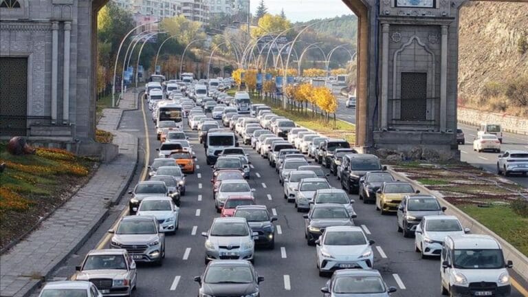 Trafik Kazaları İstatistikleri Açıklanıyor: Ankara Maddi Hasarlı Kaza Oranında İstanbul’u Geçti