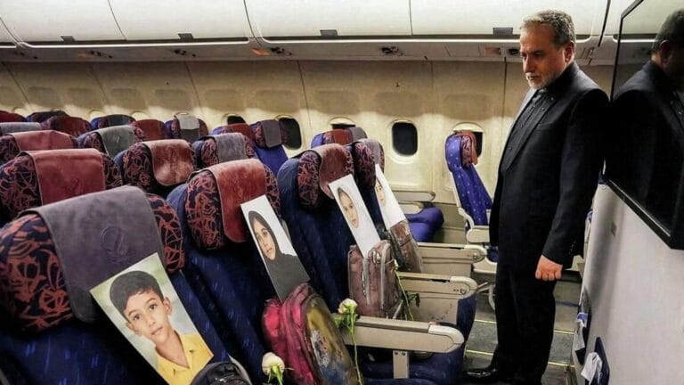 Iranian Foreign Minister Arakchi: I Was Pulled Out of the Debris