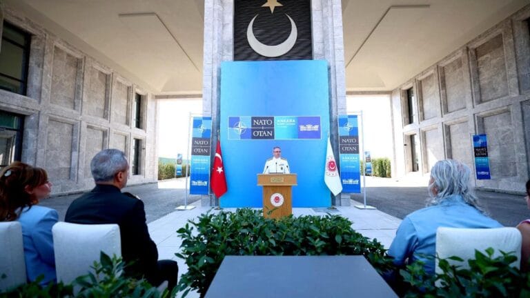 Askeri Hastanelerin Açılması Gündemde