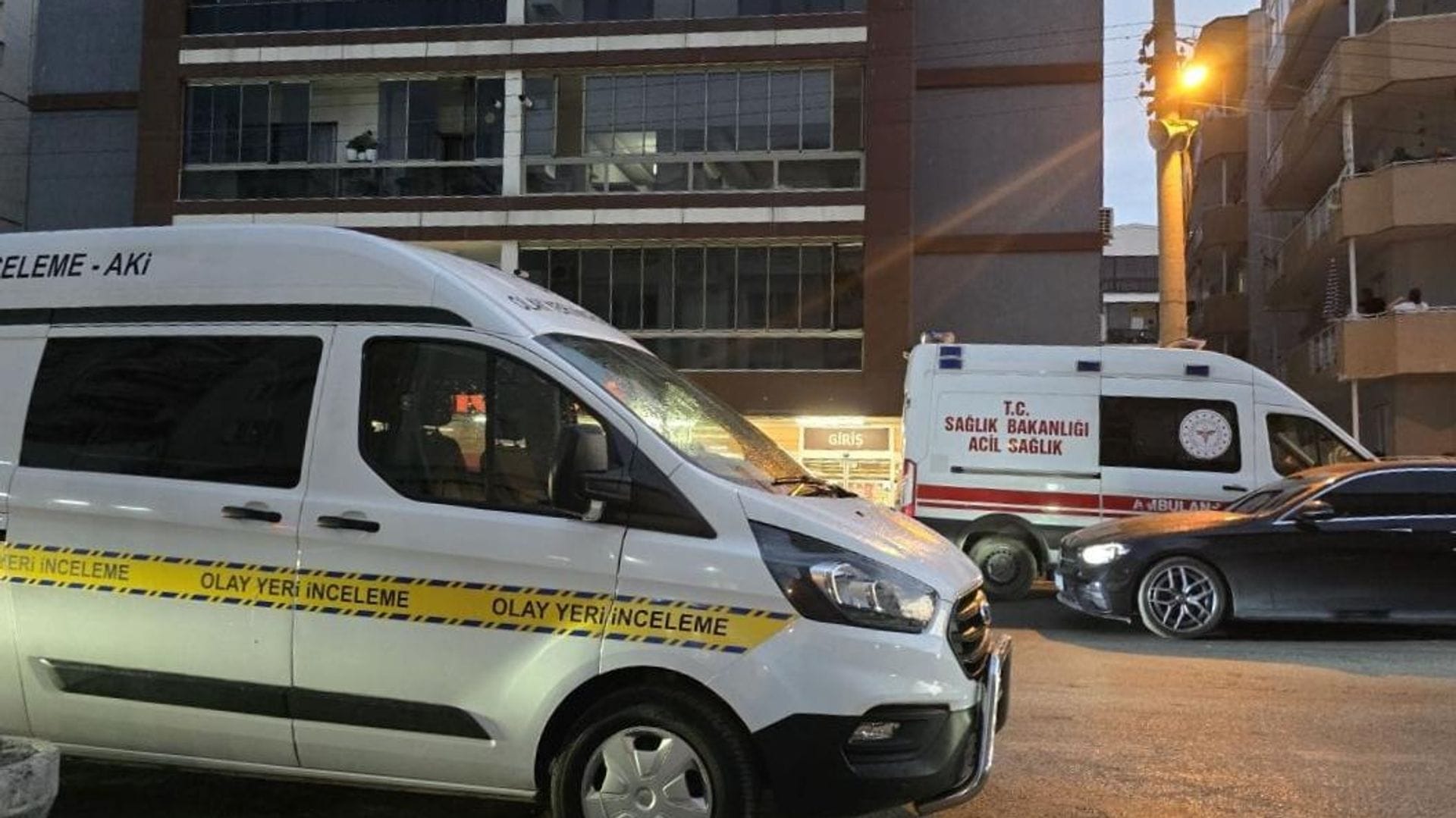 Mudanya’da Şok Edici Cinayet: 77 Yaşındaki Kadın Boğazından Kesilerek Öldürüldü