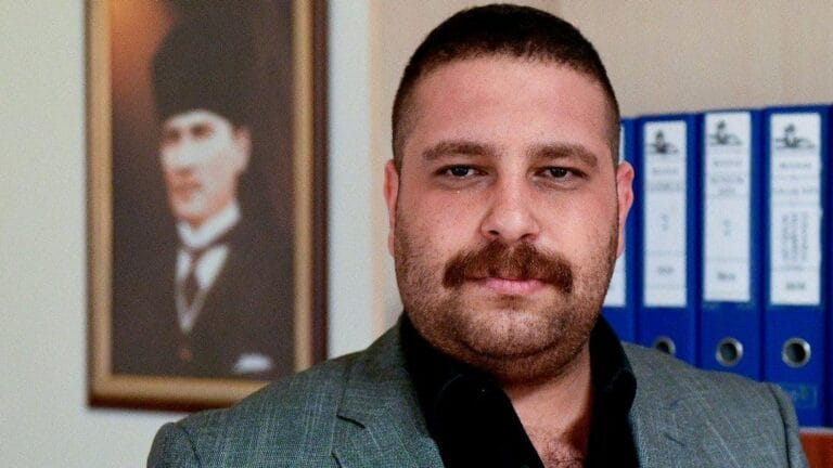Mayor's Aide Detained in Narcotics and Prostitution Operation