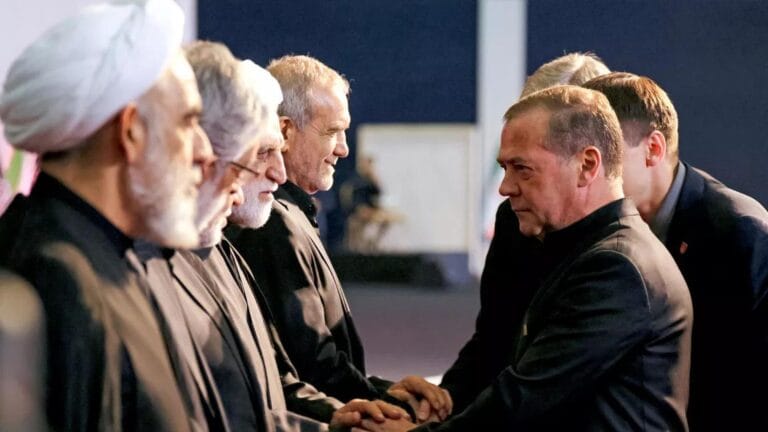 Iran and Russia Should Enhance Strategic Cooperation