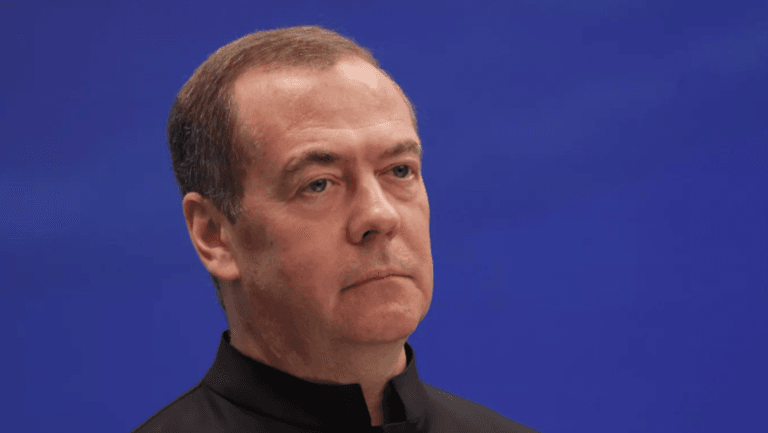 Medvedev’den Önemli Açıklama: Ordunun Personel İhtiyacı Tamamen Karşılandı