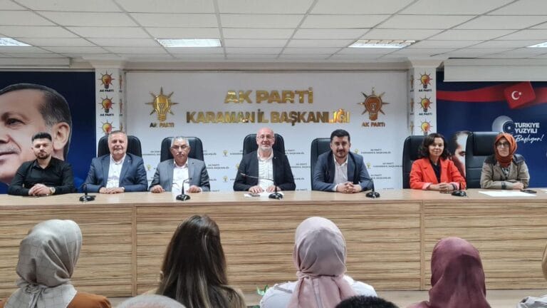 AK Parti Karaman İl Başkanlığı’nda Değişim: Murat Öztürk Görevini Bıraktı