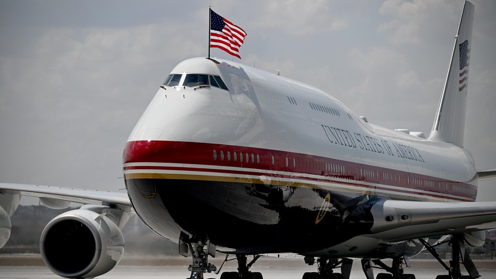 Trump’ın Türkiye Ziyaretinde Kullanılan Uçak Güvenlik Açıkları Soruşturması
