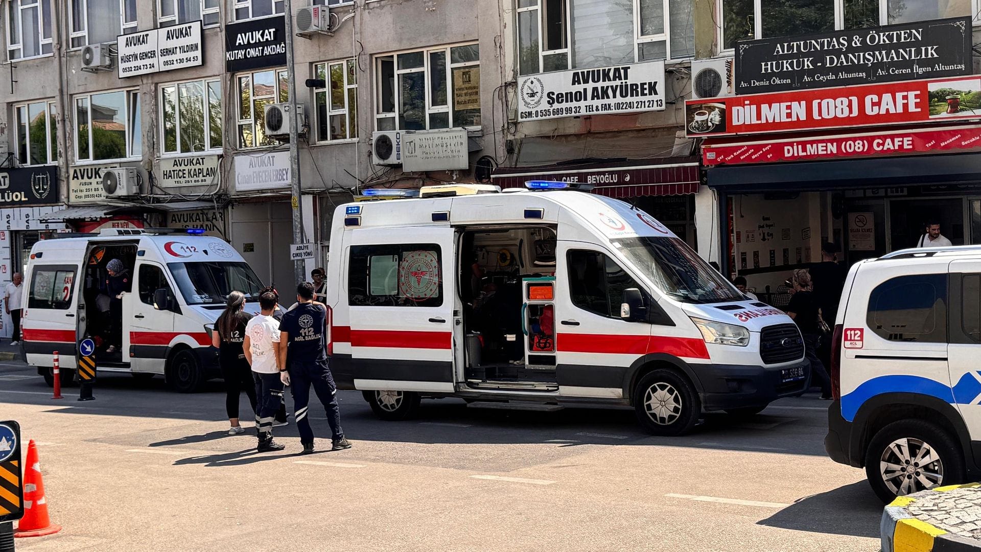 Bursa Adliyesi Yakınında Çıkan Kavga: 10 Kişi Gözaltına Alındı