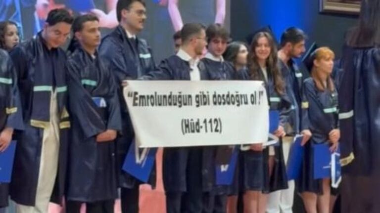 Tension at Yeditepe University Graduation Ceremony Over Quran Verse Banner