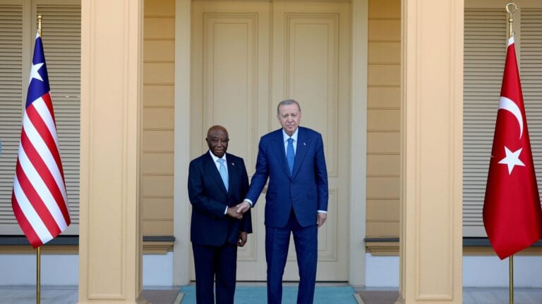 President Erdoğan Meets with Liberian Counterpart Boakai