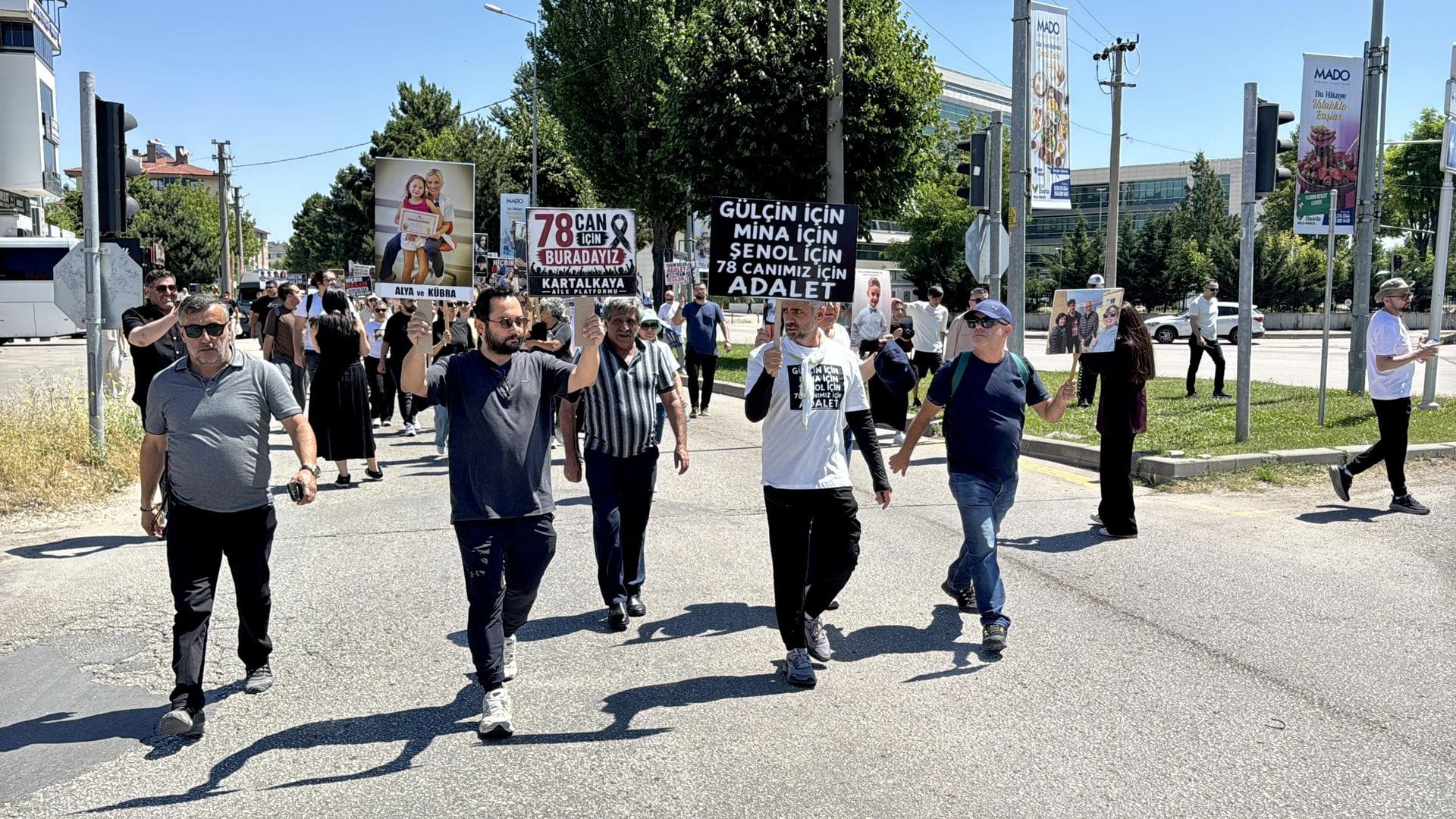 Adalet için Yürüyüş: Grand Kartal Otel Yangınında Kaybı Olan Aileler Ankara’ya Yürüyor