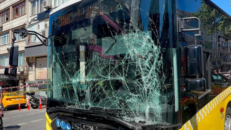 IETT Bus Collides with Ambulance: 5 People Injured