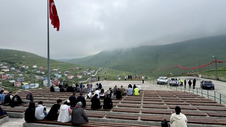 Atatürk Silhouette in Ardahan Not Visible This Year