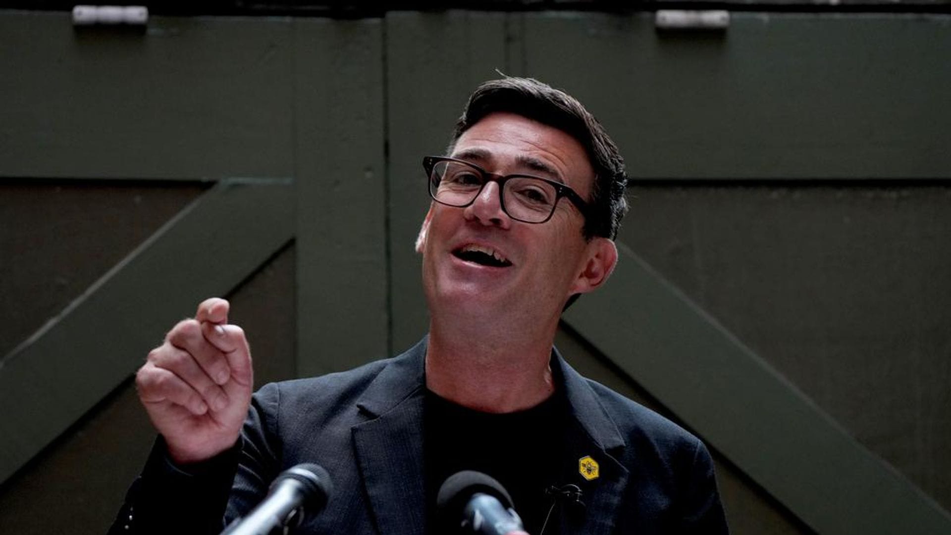 Andy Burnham Resmen İşçi Partisi Lideri Seçildi: İngiltere’nin Yeni Yönetimi Şekilleniyor