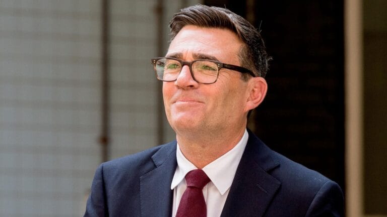 İngiltere’nin Yeni Lideri: Andy Burnham Kimdir?